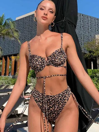 Lockande Triangel Bikini Set med Dubbelsidig Design - WIQ