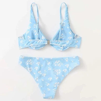 Solig Blomstrande Push-Up Bikini i Halterstil - 2024 Kollektionen
Halterneck Bikini för Soliga Äventyr i Floral Design - WIQ