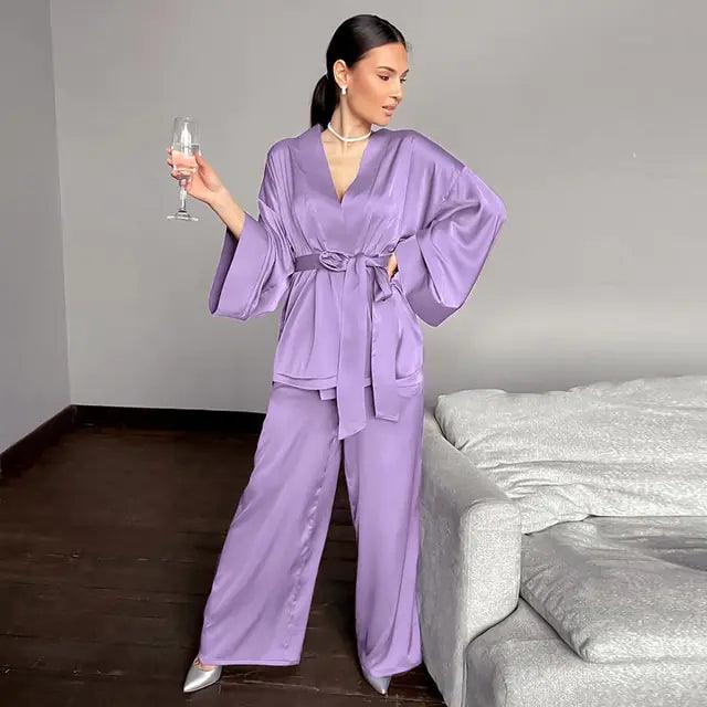 Silkesnattkläder med Satinmorgonrock - WIQ